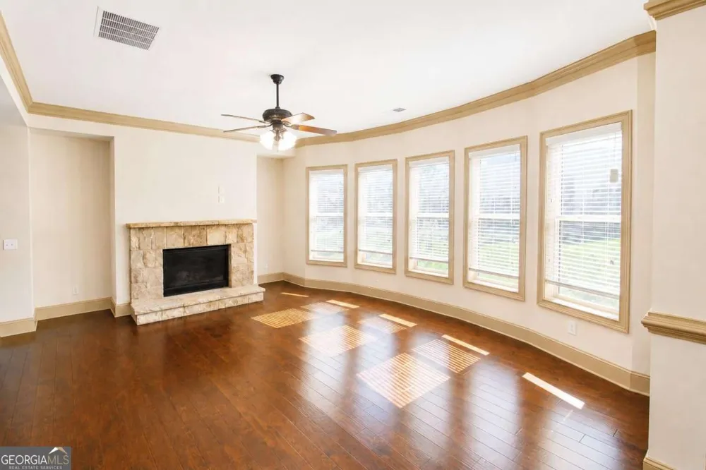 1321 Azalea Brook DR Lawrenceville, GA 30043