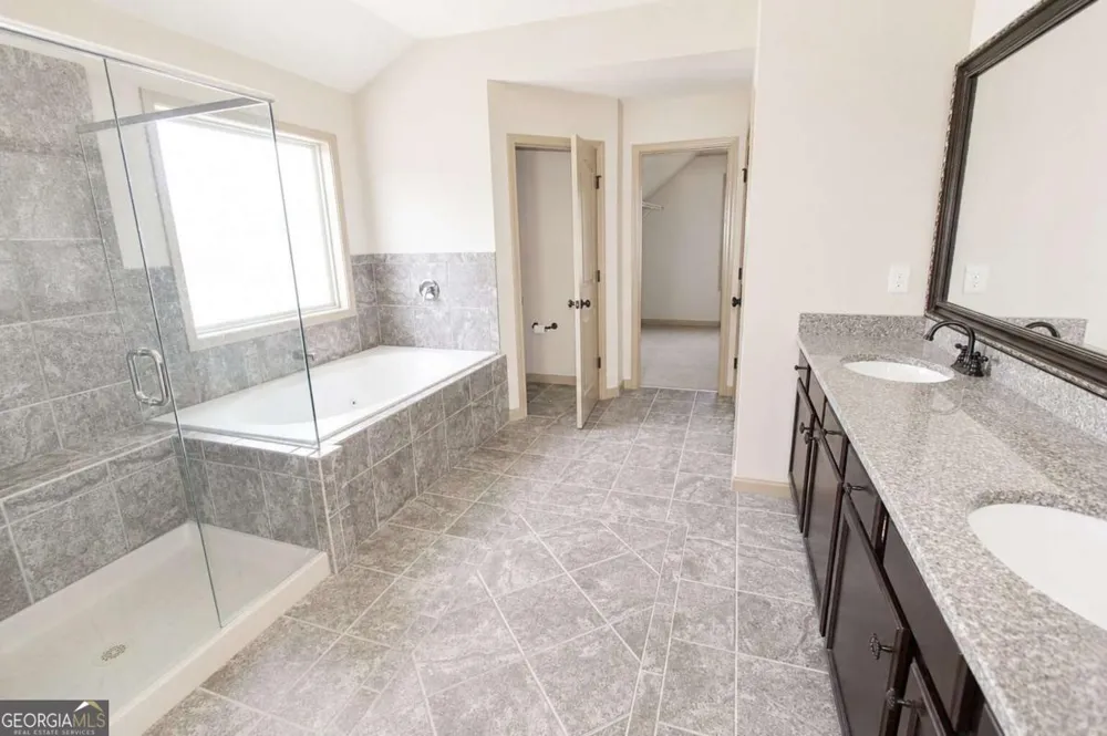 1321 Azalea Brook DR Lawrenceville, GA 30043