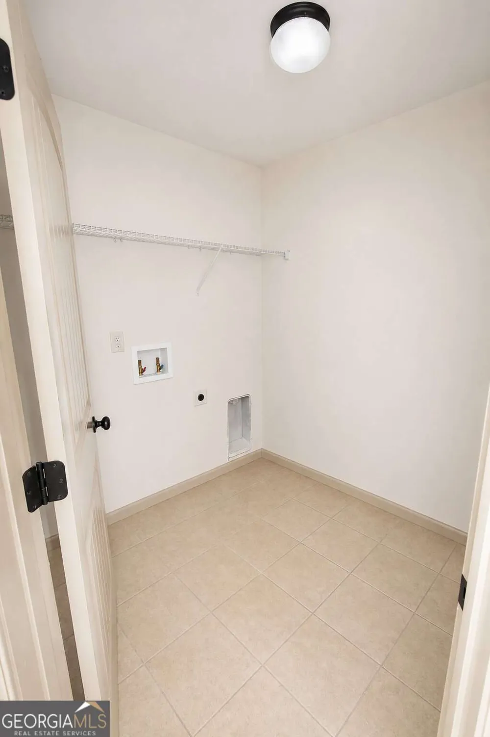 1321 Azalea Brook DR Lawrenceville, GA 30043