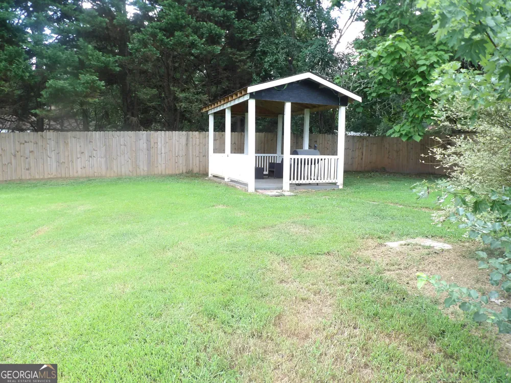 335 Bay Creek RD Loganville, GA 30052