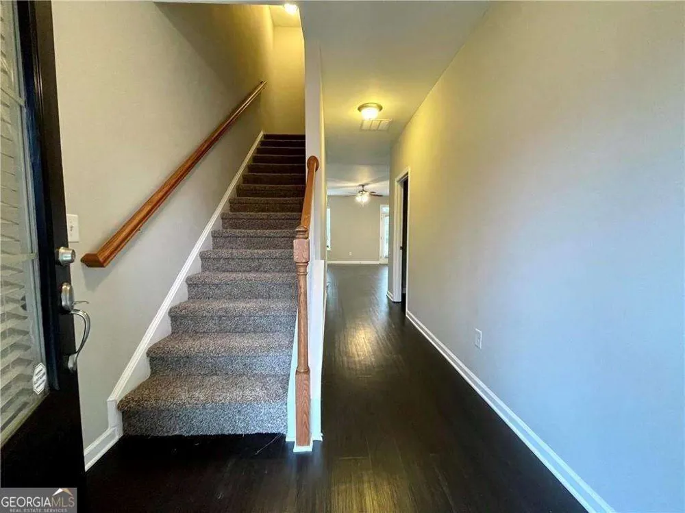 6926 Golden Bud LN Flowery Branch, GA 30542