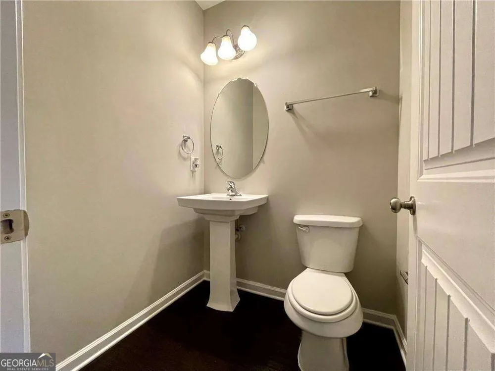 6926 Golden Bud LN Flowery Branch, GA 30542