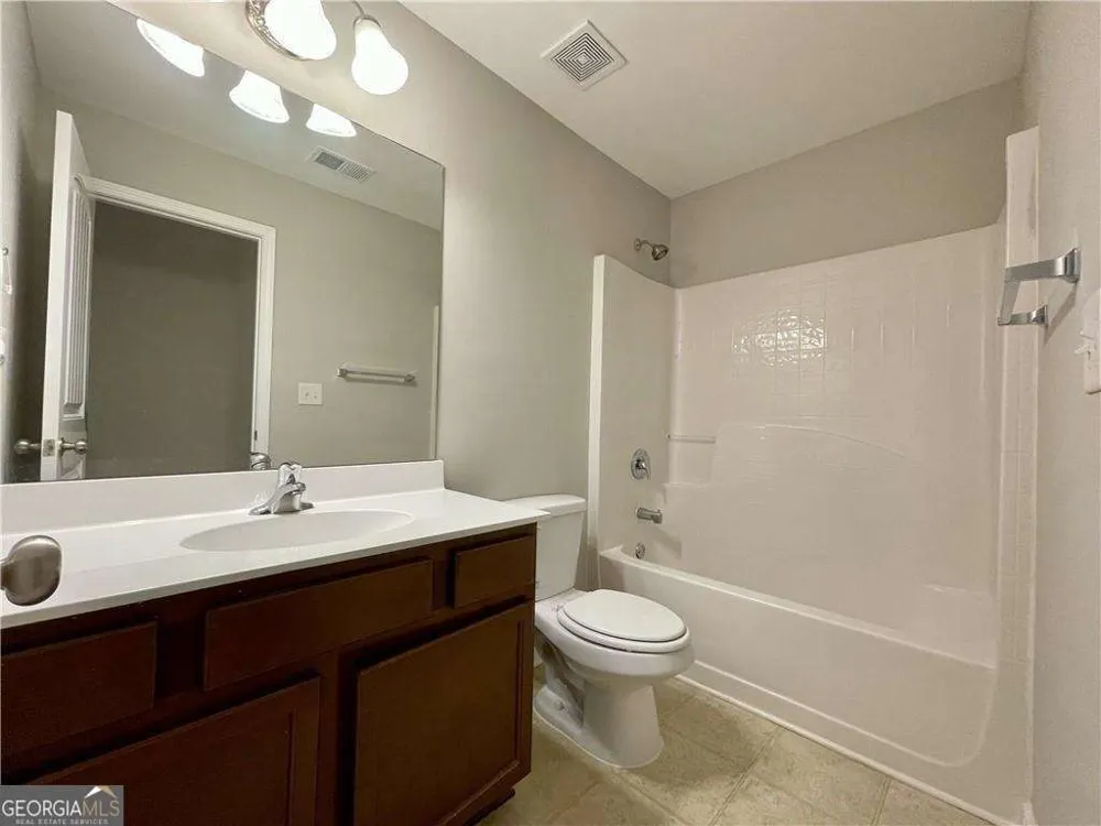 6926 Golden Bud LN Flowery Branch, GA 30542