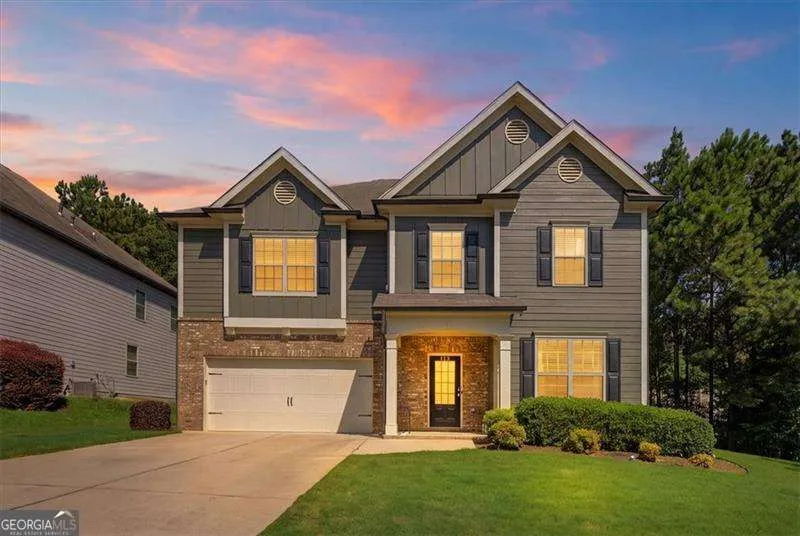 115 Silver TRCE Dallas, GA 30157