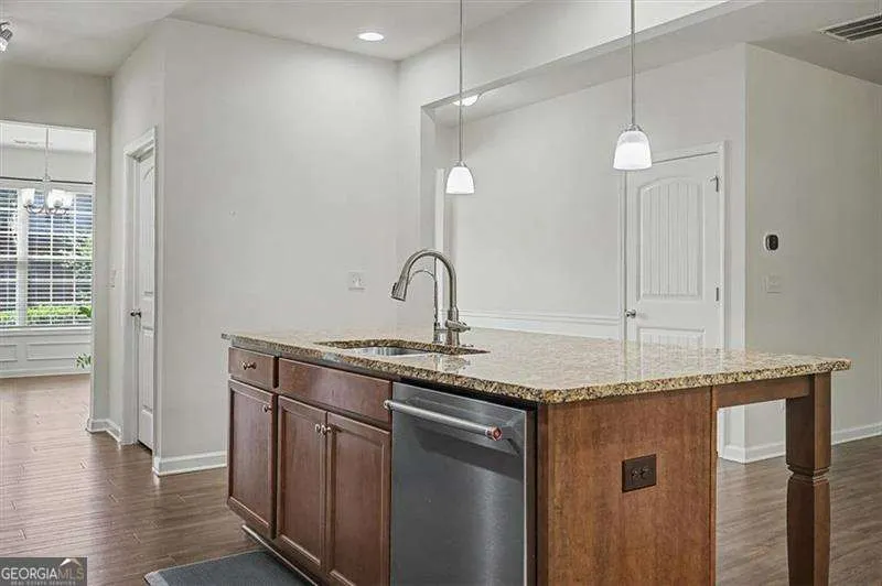 115 Silver TRCE Dallas, GA 30157