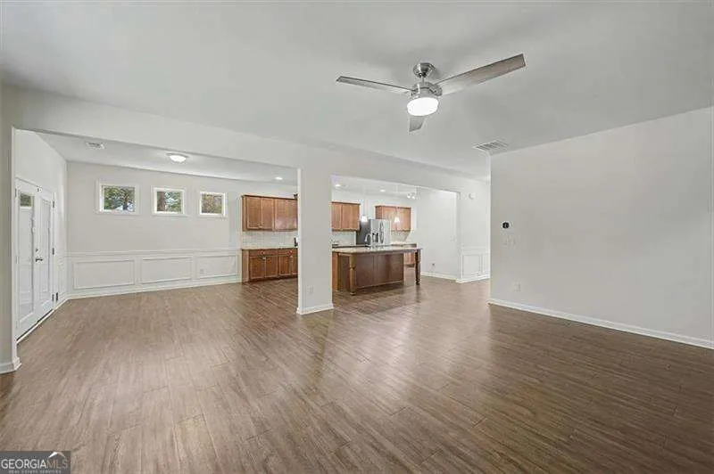 115 Silver TRCE Dallas, GA 30157