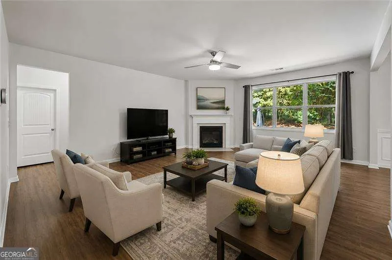 115 Silver TRCE Dallas, GA 30157