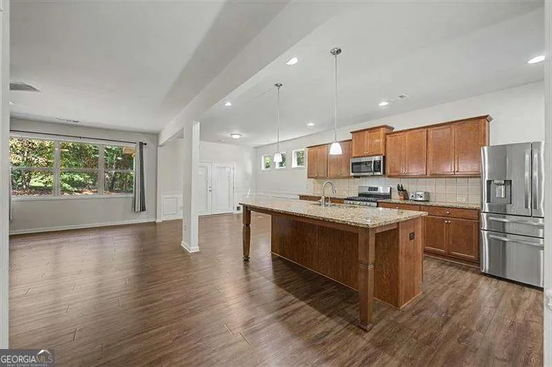 115 Silver TRCE Dallas, GA 30157