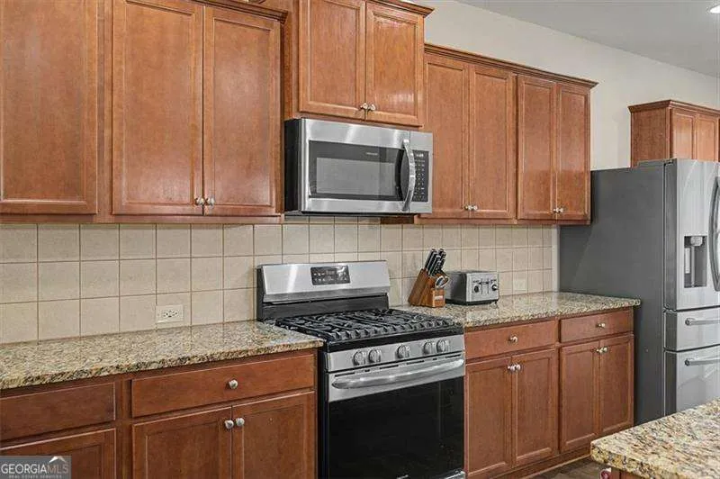 115 Silver TRCE Dallas, GA 30157