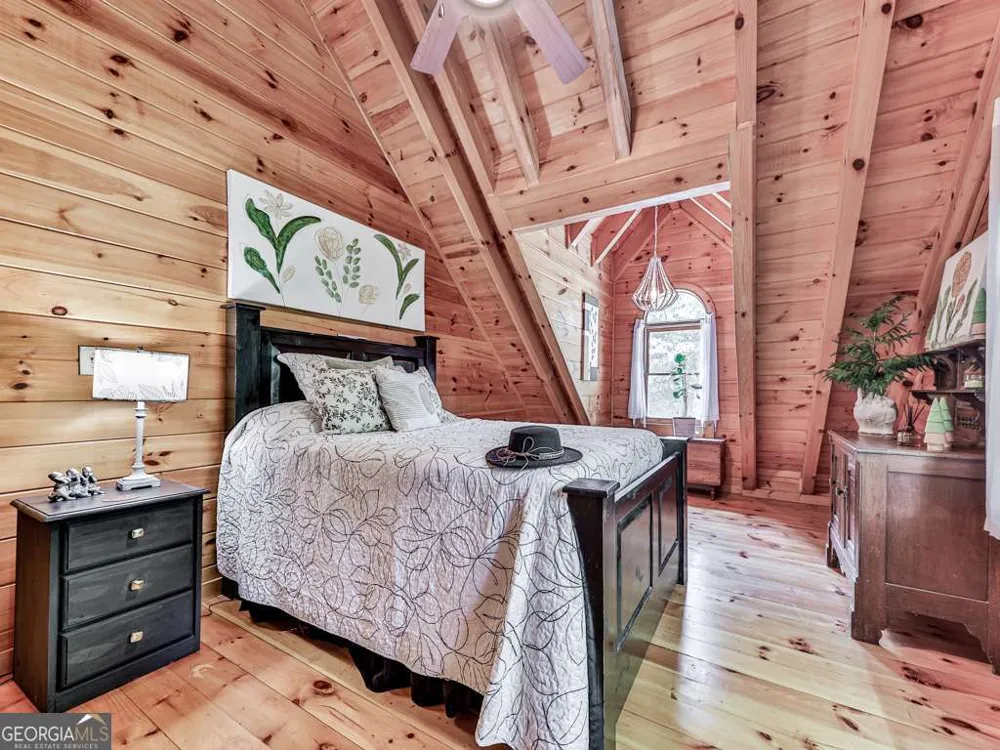 34 Amber WAY Morganton, GA 30560