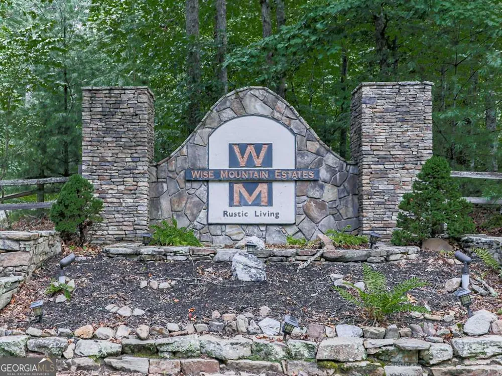 34 Amber WAY Morganton, GA 30560