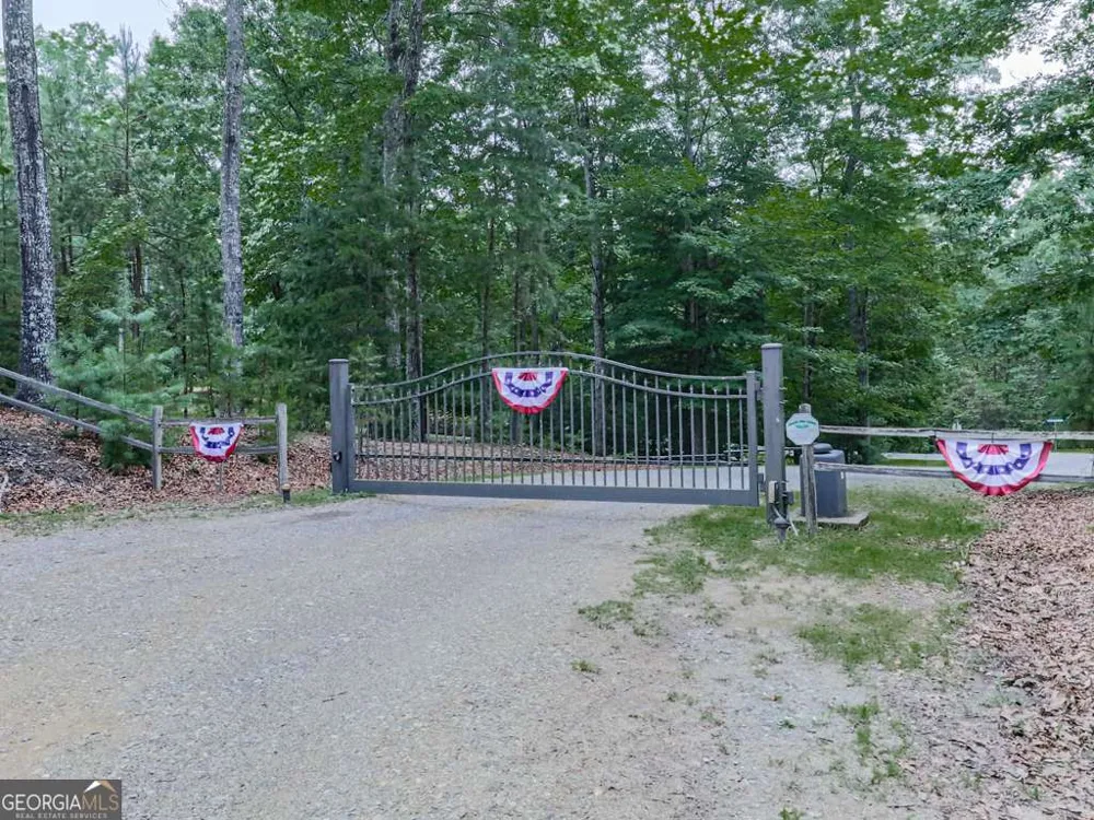 34 Amber WAY Morganton, GA 30560