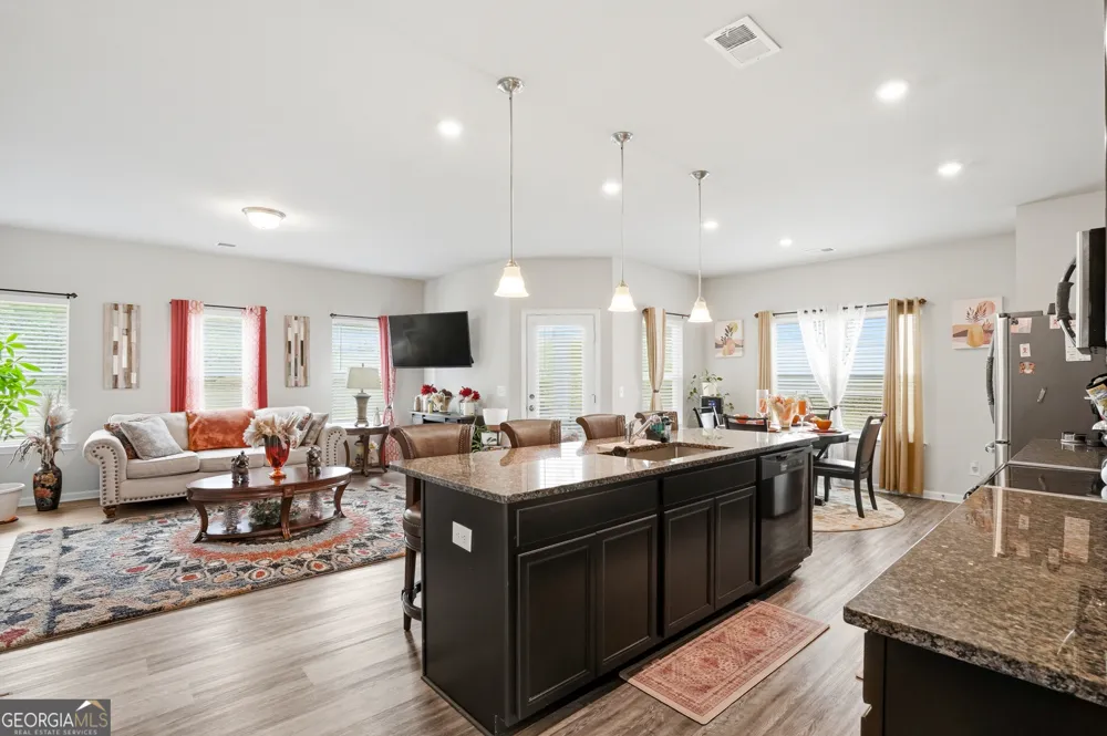 110 Waterside DR Calhoun, GA 30701