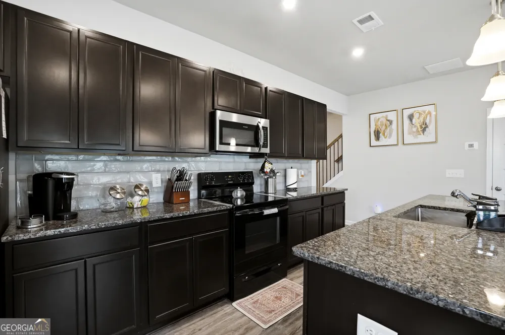 110 Waterside DR Calhoun, GA 30701