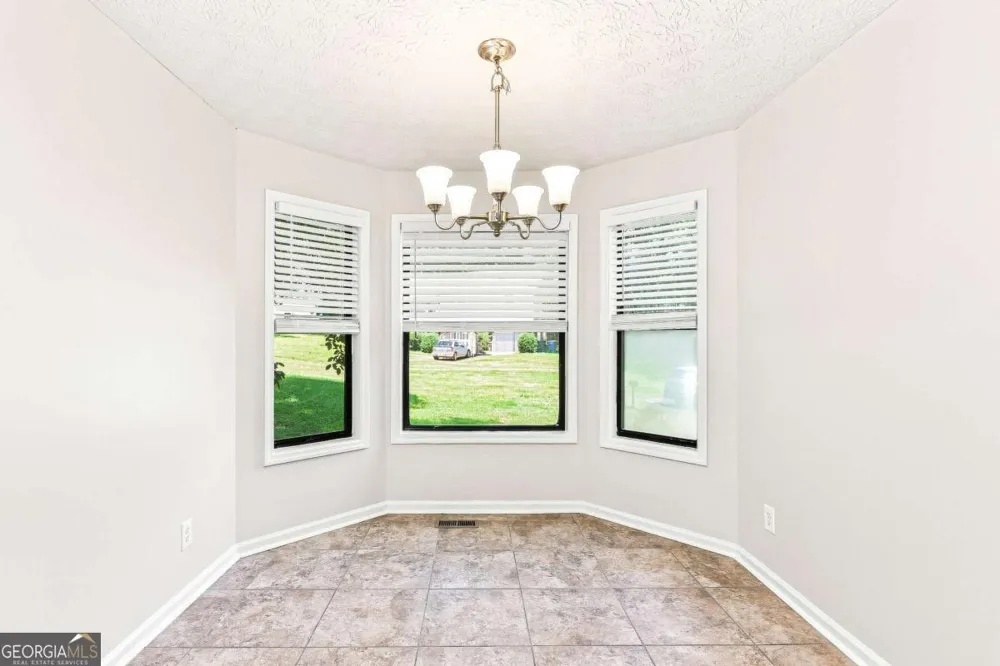 5561 Deerfield PL NW Kennesaw, GA 30144
