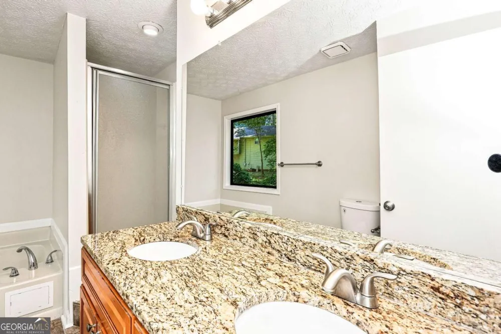 5561 Deerfield PL NW Kennesaw, GA 30144