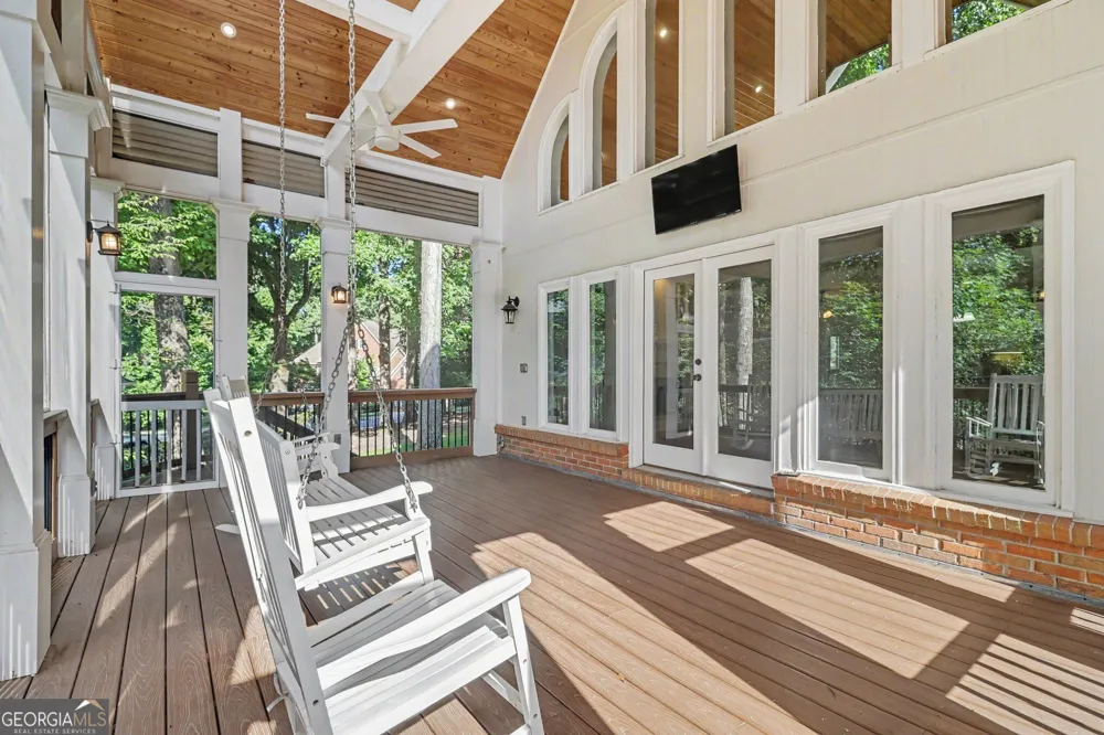 200 Wicklawn WAY Roswell, GA 30076