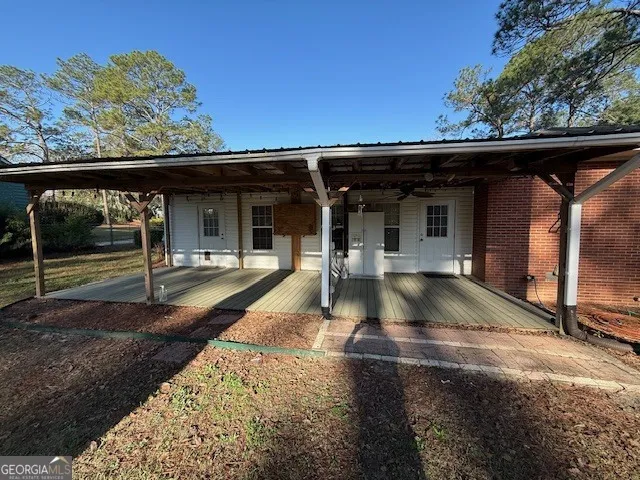 1221 Ridge AVE N Tifton, GA 31794