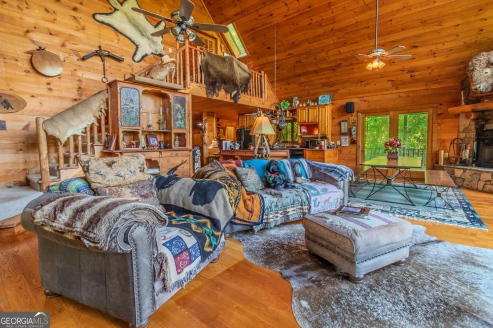 266 Enota DR Sautee Nacoochee, GA 30571