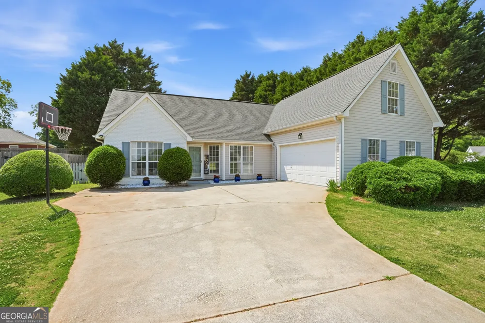 35 Shenandoah DR Winder, GA 30680