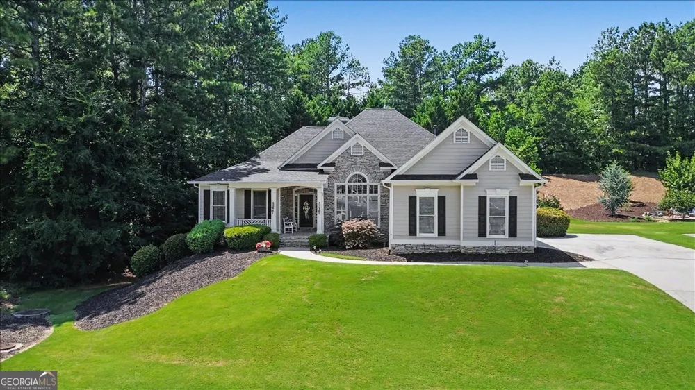 249 Graves RD Acworth, GA 30101