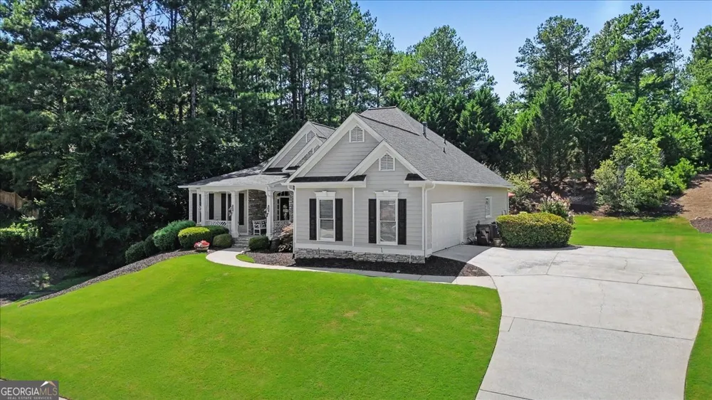 249 Graves RD Acworth, GA 30101