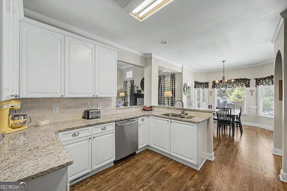 249 Graves RD Acworth, GA 30101