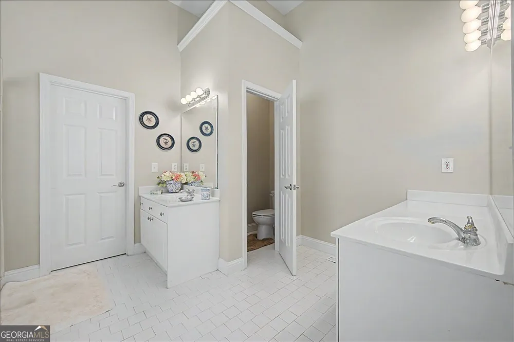 249 Graves RD Acworth, GA 30101