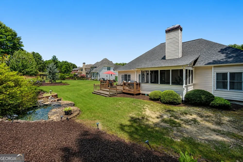 249 Graves RD Acworth, GA 30101