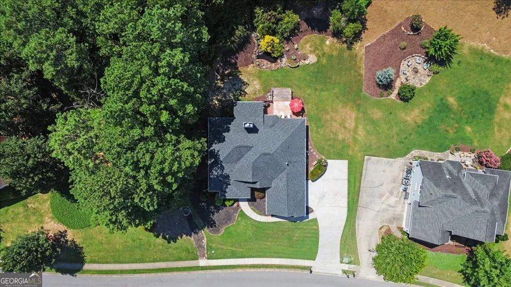 249 Graves RD Acworth, GA 30101