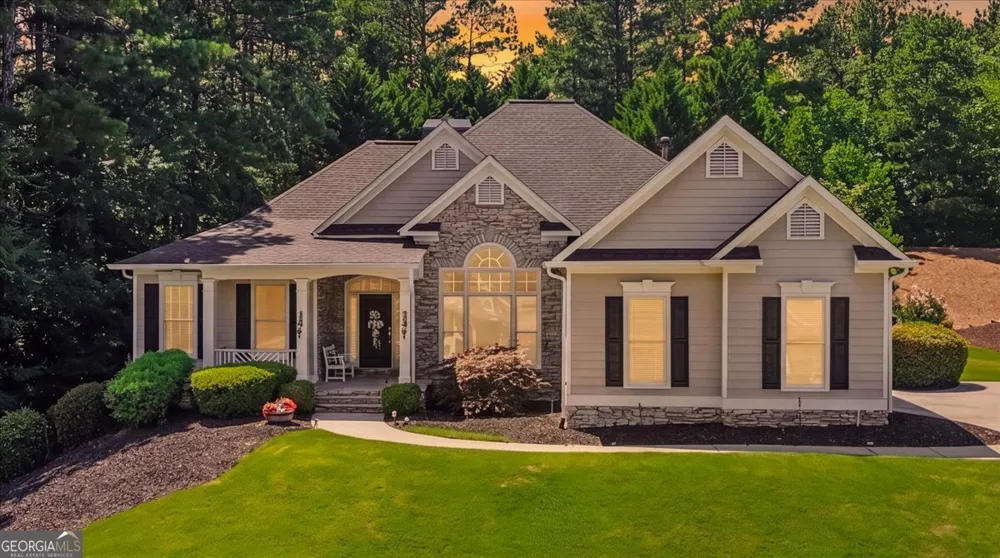 249 Graves RD Acworth, GA 30101