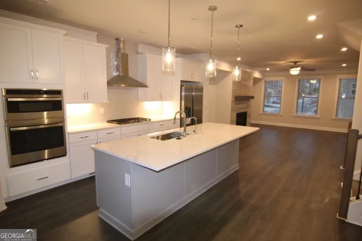1329 Rosen RD Brookhaven, GA 30319
