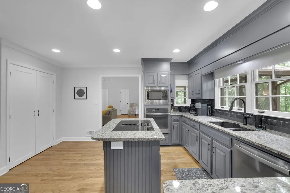 625 Meuse WAY Johns Creek, GA 30022