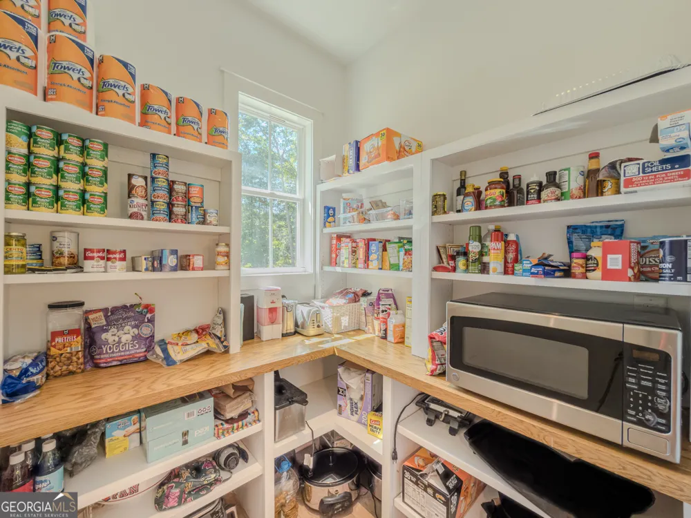 1010 Holland Springs RD Madison, GA 30650
