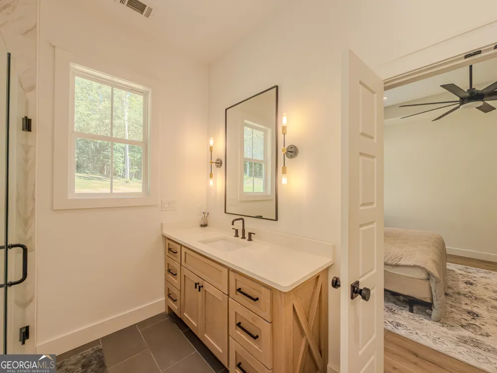 1010 Holland Springs RD Madison, GA 30650