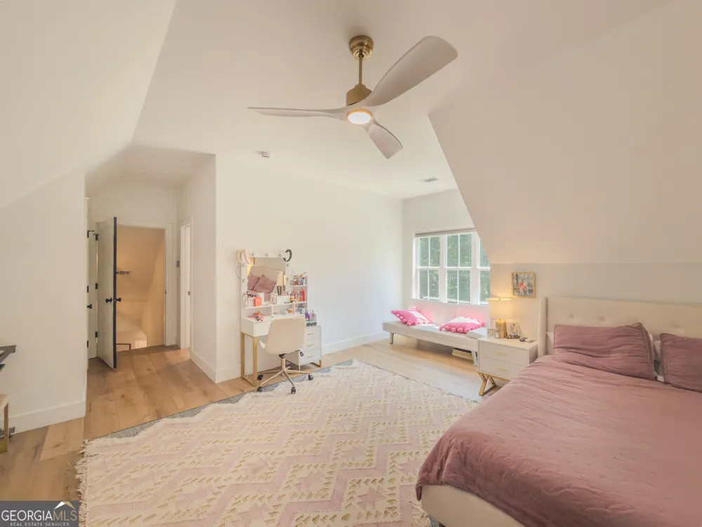 1010 Holland Springs RD Madison, GA 30650