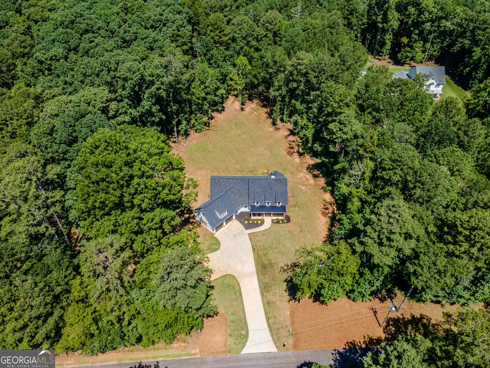 1010 Holland Springs RD Madison, GA 30650