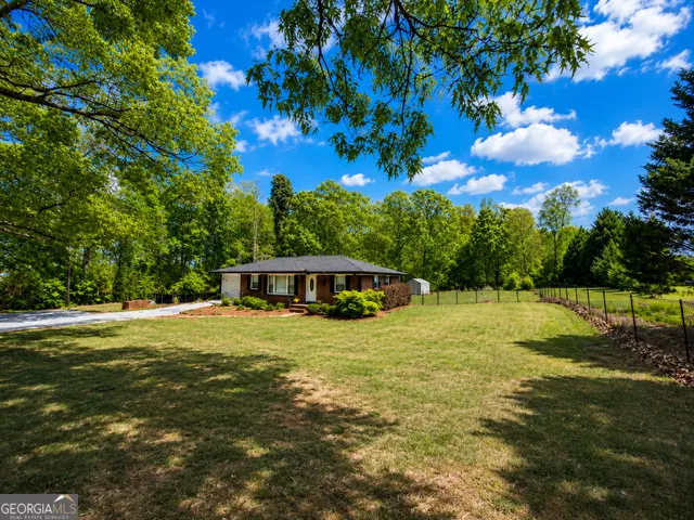 230 N McDonough RD Griffin, GA 30223