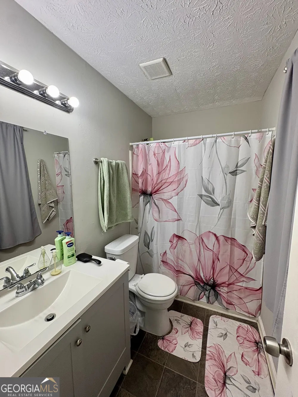 7651 Antebellum LN Riverdale, GA 30274