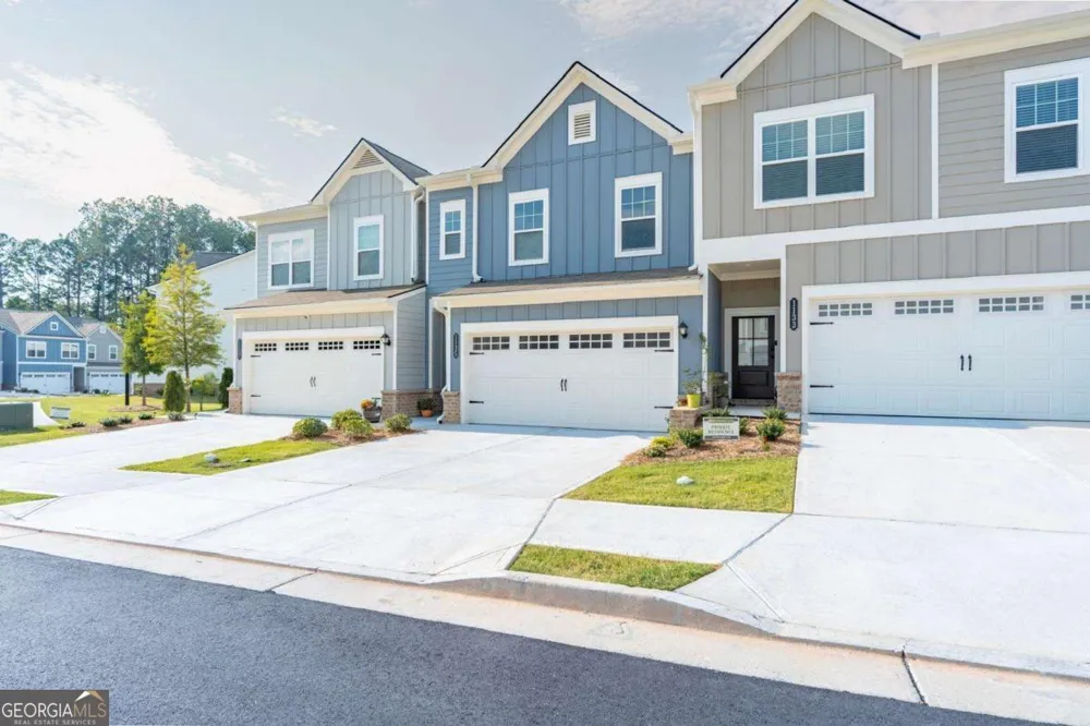 1135 Chastain DR Sugar Hill, GA 30518