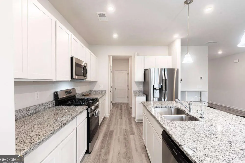1135 Chastain DR Sugar Hill, GA 30518