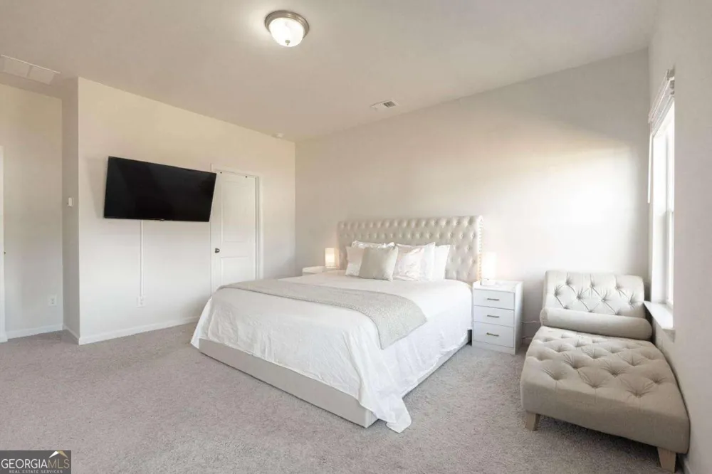 1135 Chastain DR Sugar Hill, GA 30518