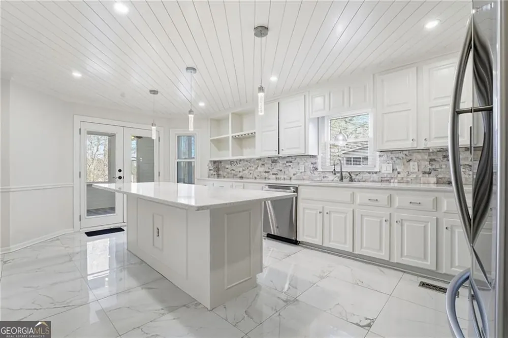 5099 VIXEN CT Acworth, GA 30101