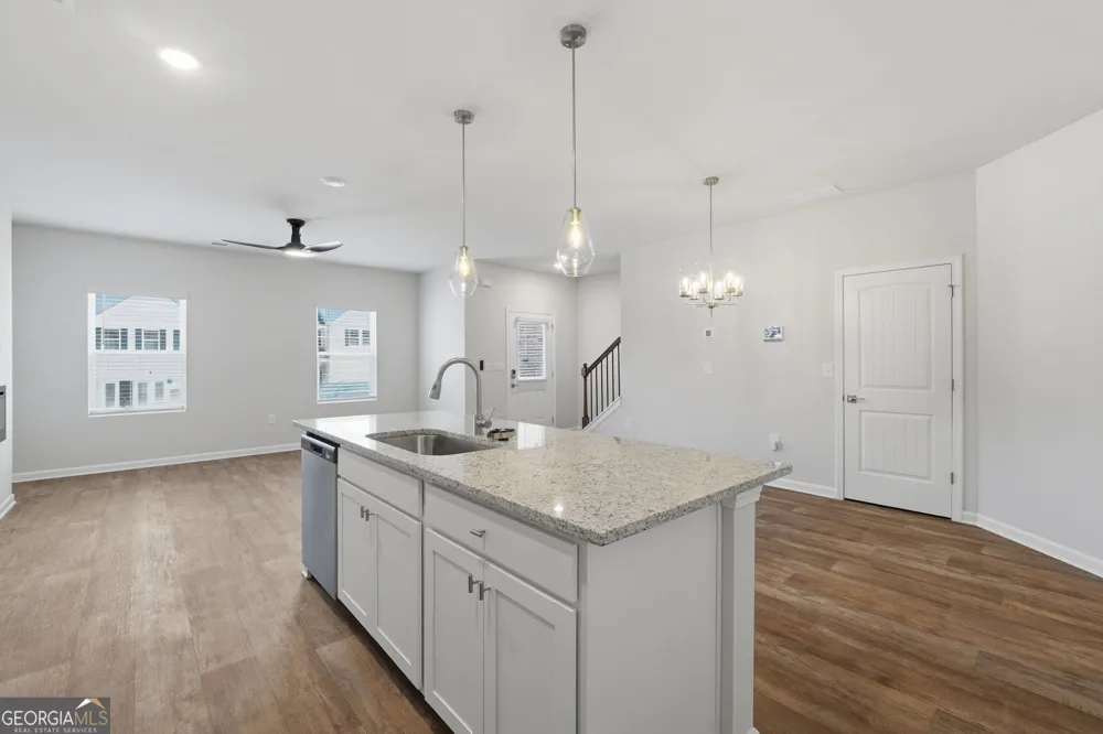 3633 PARKWAY JAMES DR Snellville, GA 30039