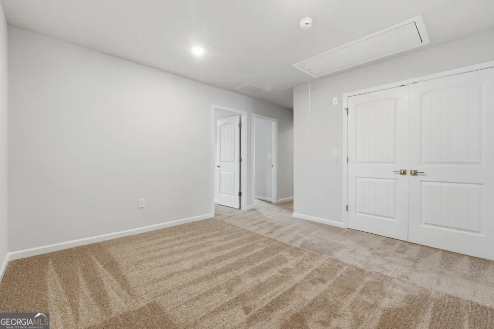 3633 PARKWAY JAMES DR Snellville, GA 30039
