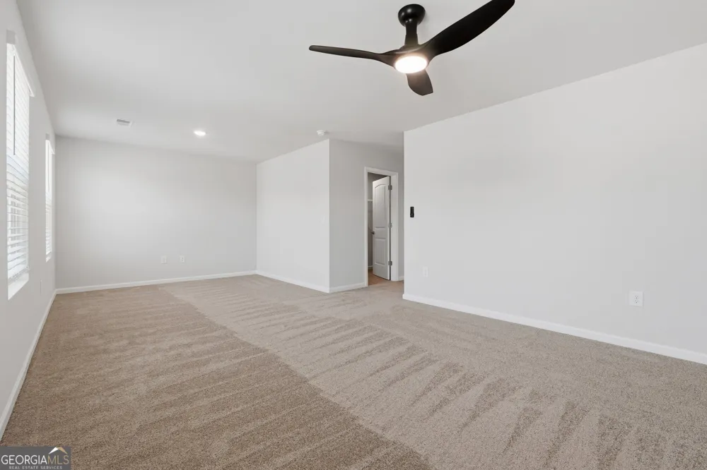 3633 PARKWAY JAMES DR Snellville, GA 30039