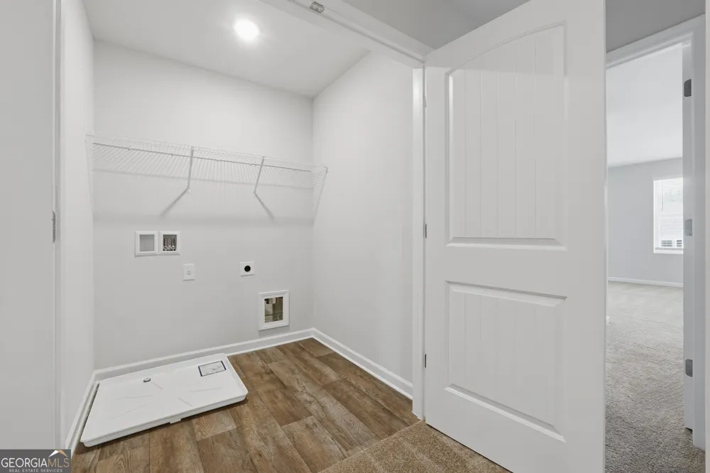 3633 PARKWAY JAMES DR Snellville, GA 30039