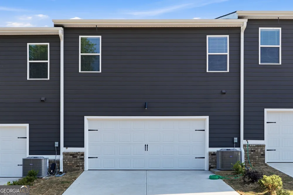 3639 PARKWAY JAMES DR Snellville, GA 30039