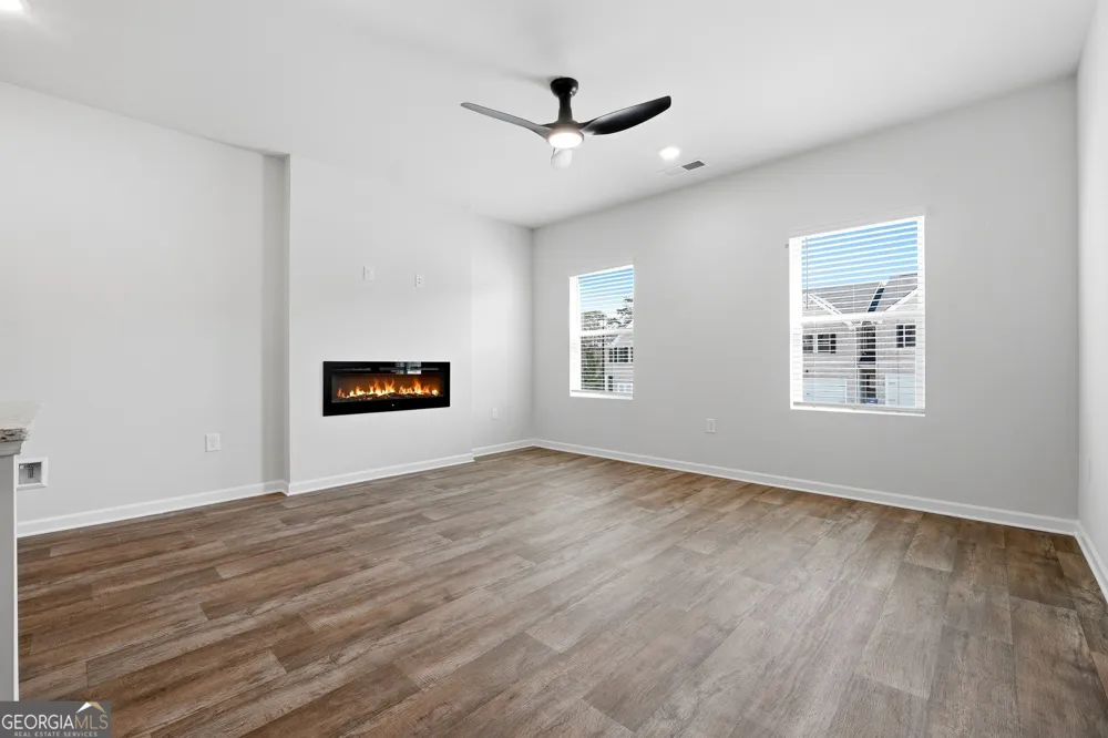 3639 PARKWAY JAMES DR Snellville, GA 30039