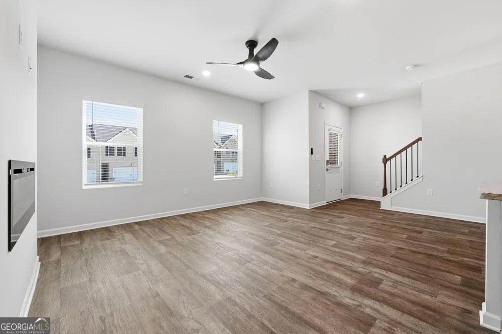 3639 PARKWAY JAMES DR Snellville, GA 30039